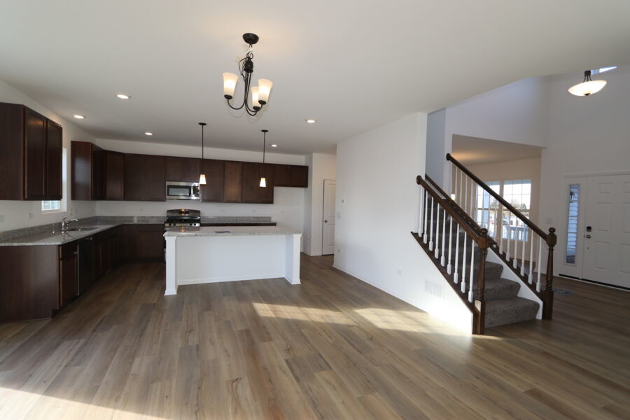 608 Henry Lane, Oswego, IL 60543
