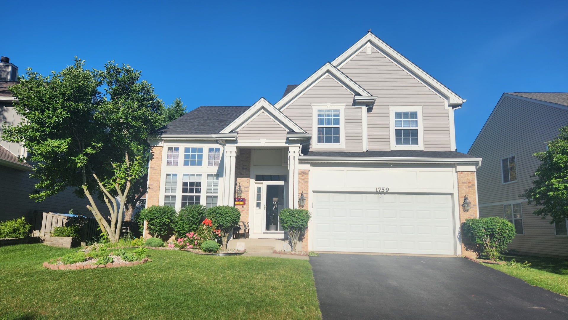 1759 Ellington Drive, Aurora, IL 60503