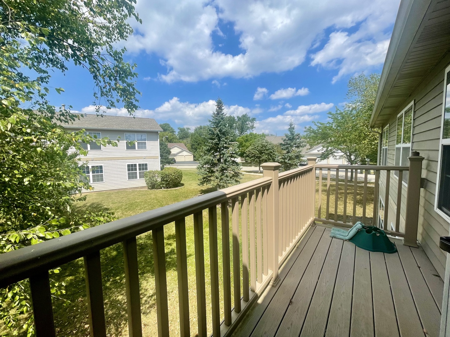 1248 N RED OAK Circle #4, Round Lake Beach, IL 60073