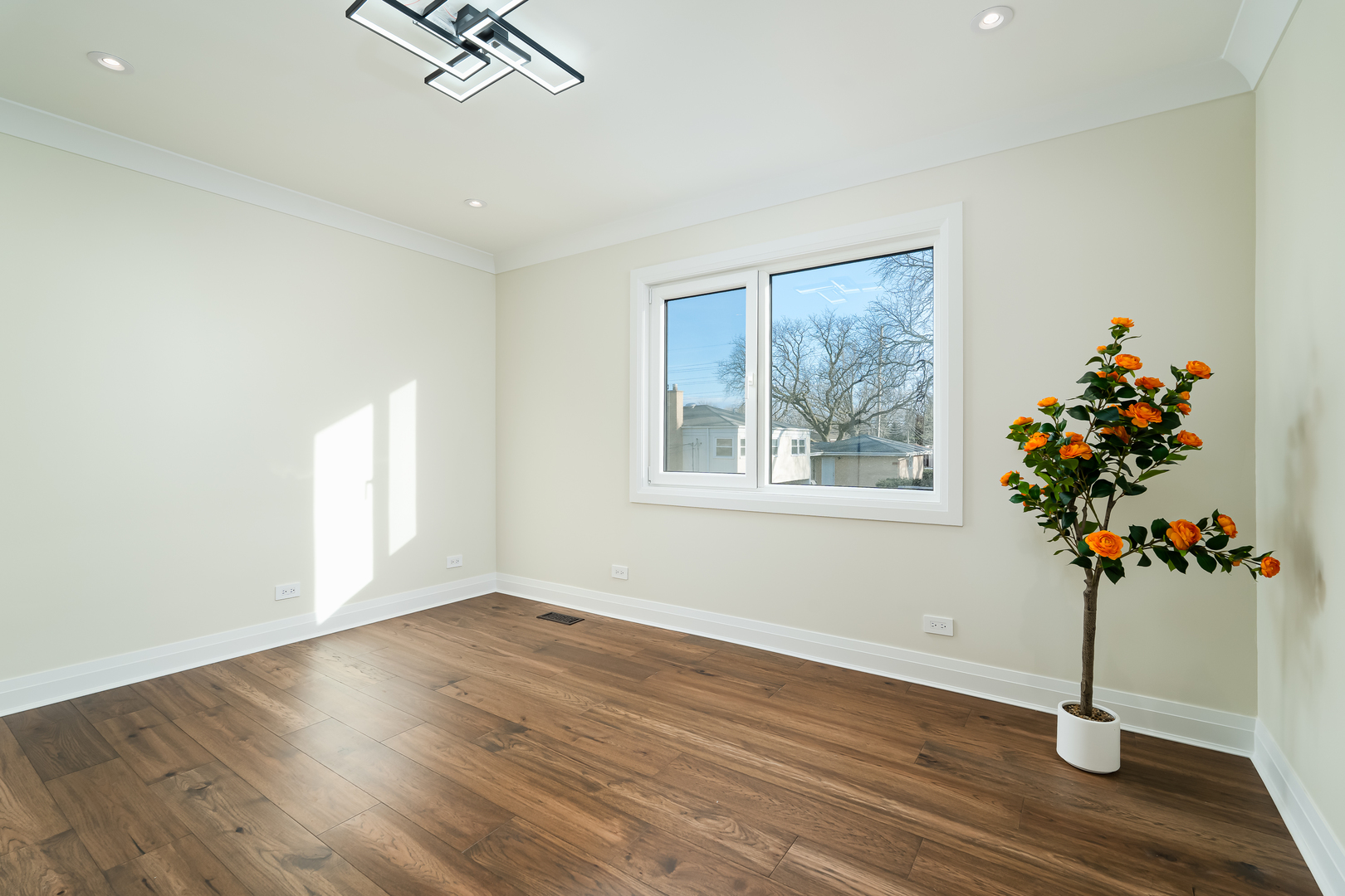 805 S Tures Lane, Des Plaines, IL 60018