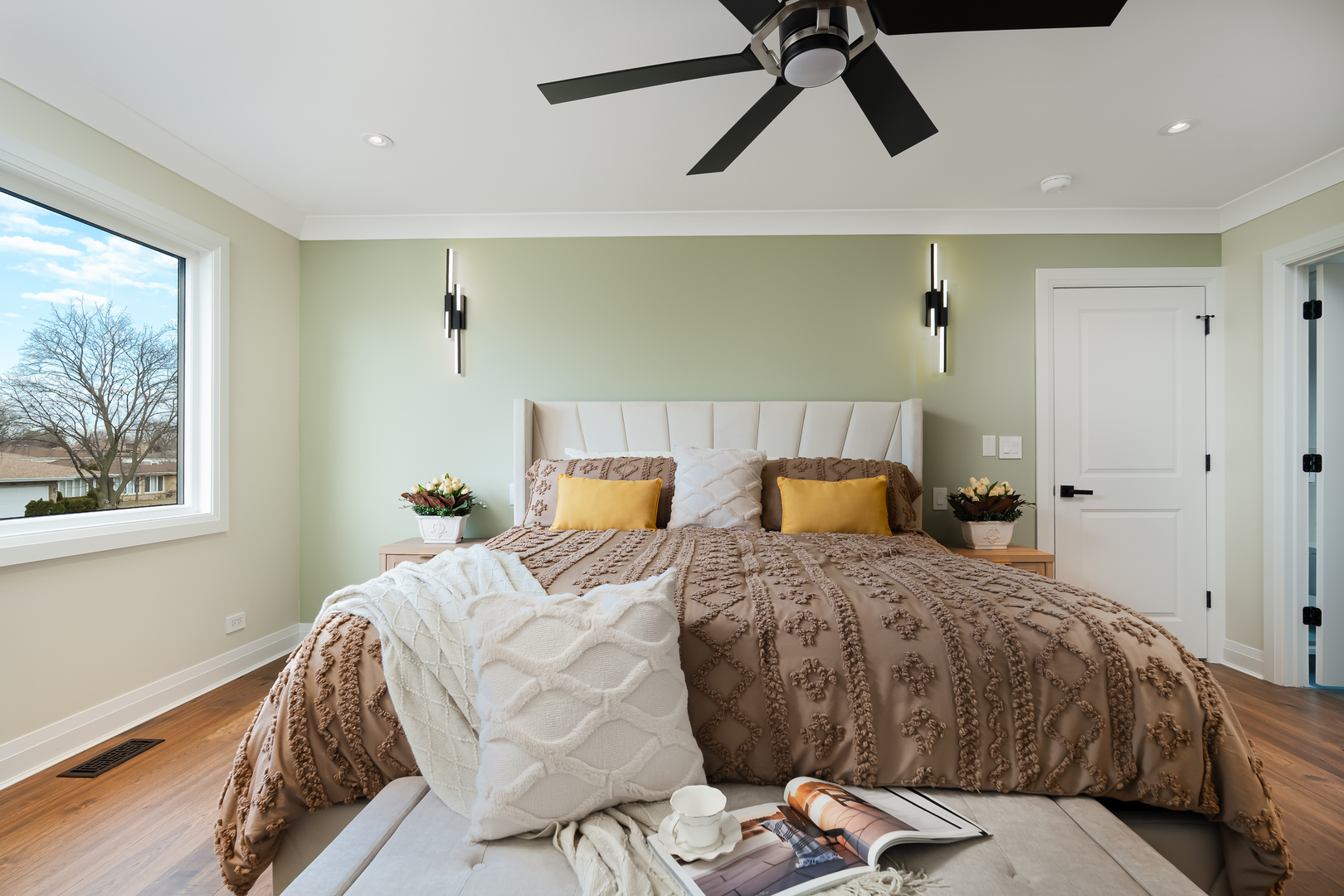 805 S Tures Lane, Des Plaines, IL 60018