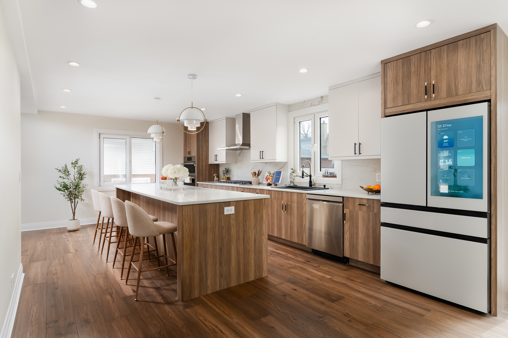 805 S Tures Lane, Des Plaines, IL 60018