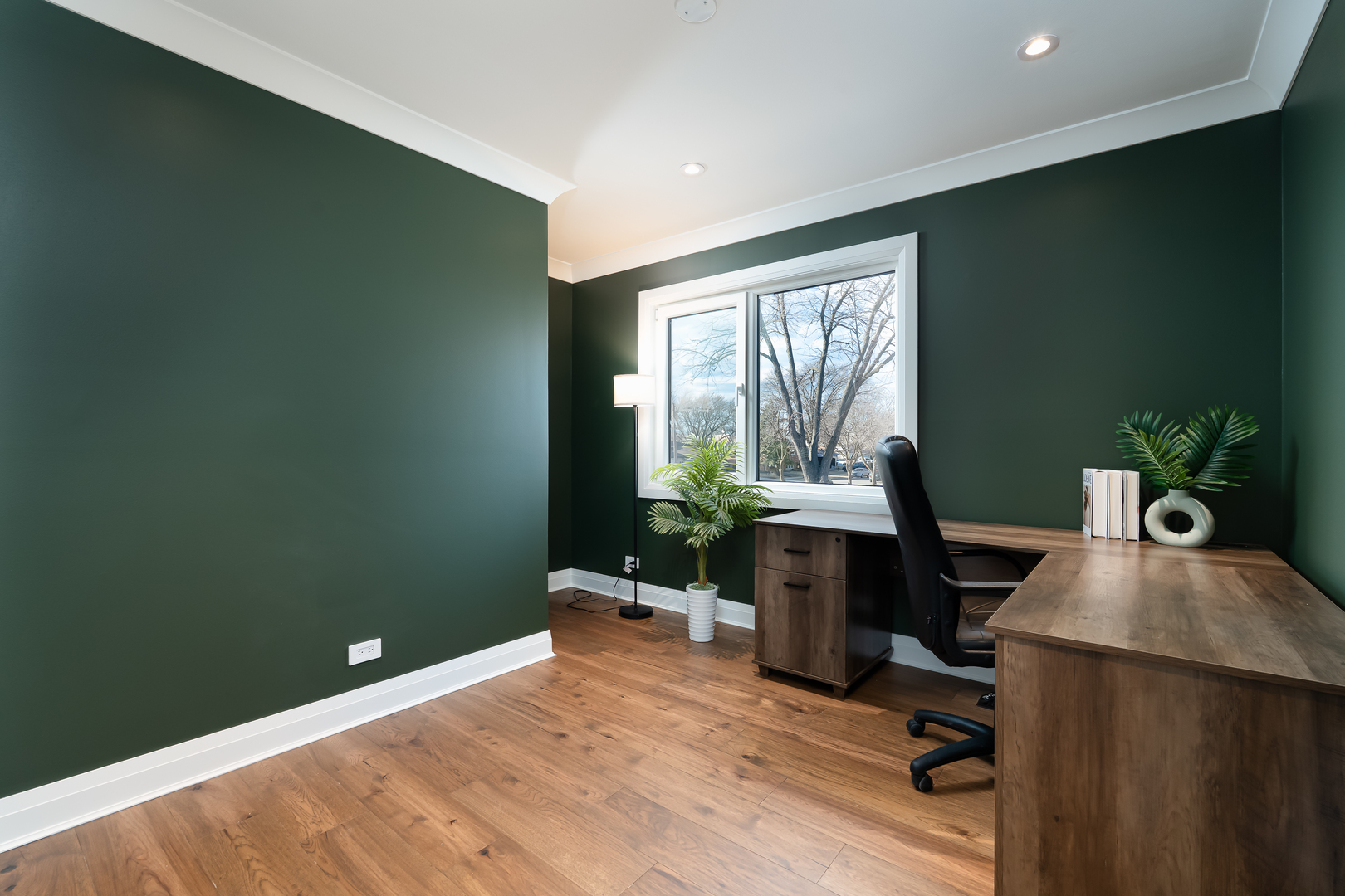 805 S Tures Lane, Des Plaines, IL 60018