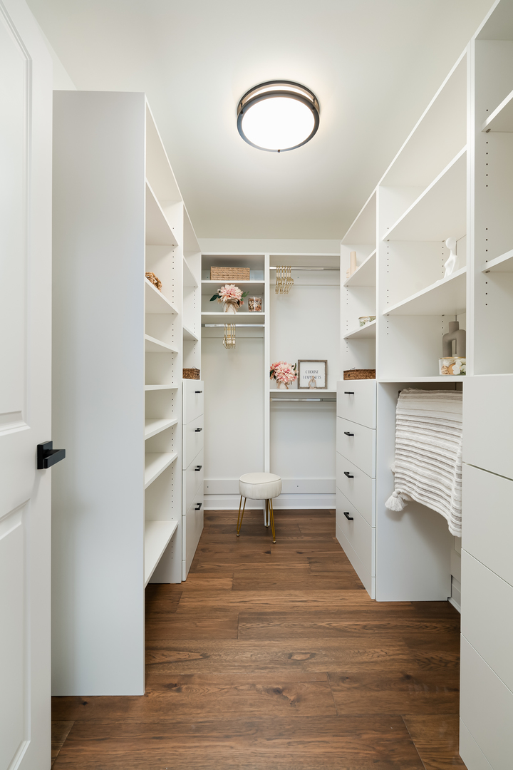 805 S Tures Lane, Des Plaines, IL 60018