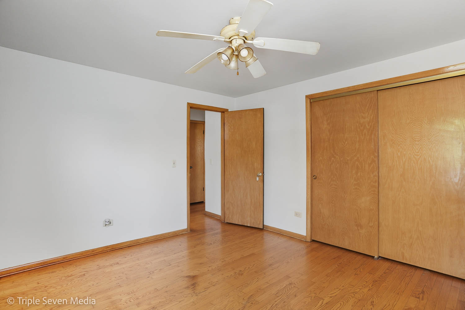 3907 N Central Avenue #2W, Chicago, IL 60634