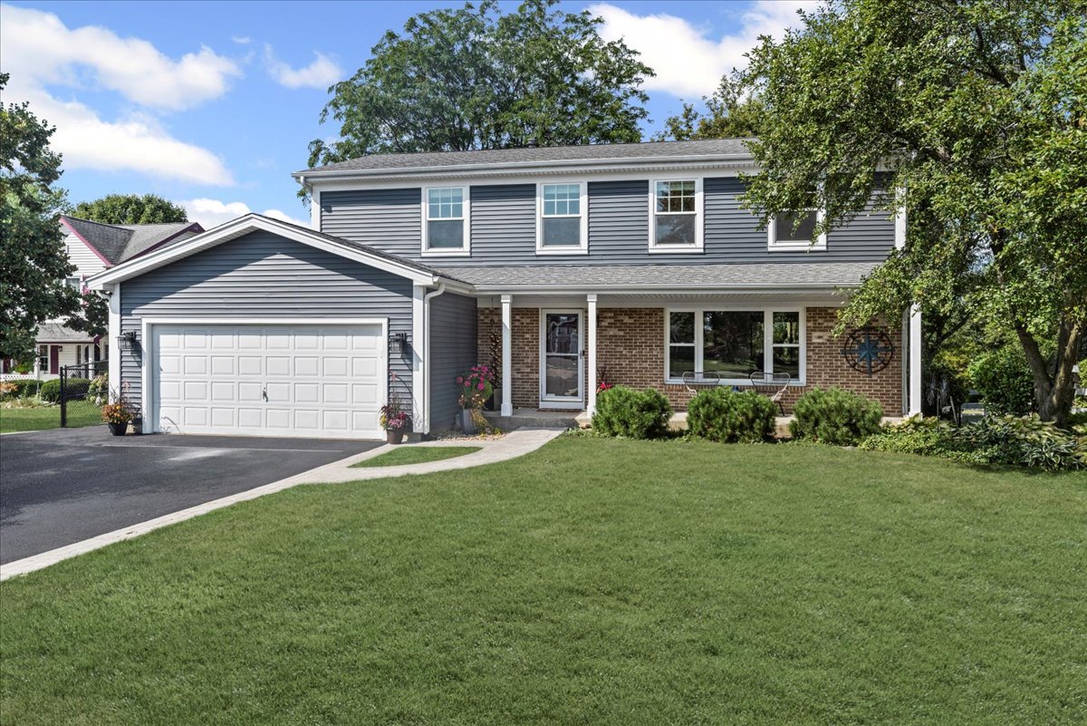 32956 N Ashley Drive, Grayslake, IL 60030