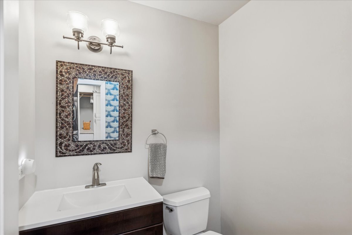 32956 N Ashley Drive, Grayslake, IL 60030