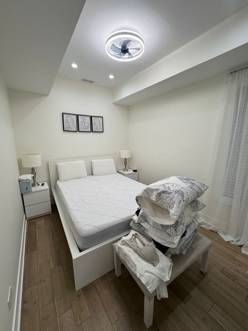 3436 N CENTRAL PARK Avenue #1, Chicago, IL 60618