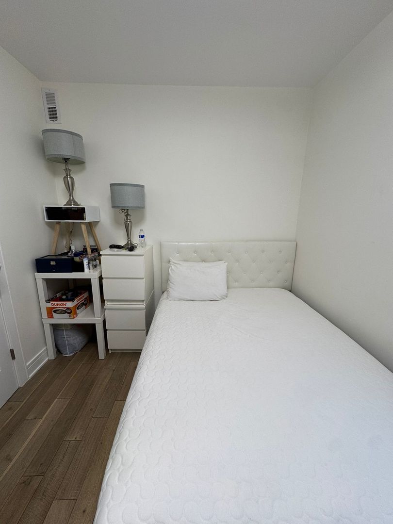3436 N CENTRAL PARK Avenue #1, Chicago, IL 60618