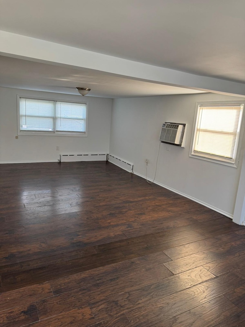 2423 N Newcastle Avenue #2, Chicago, IL 60707
