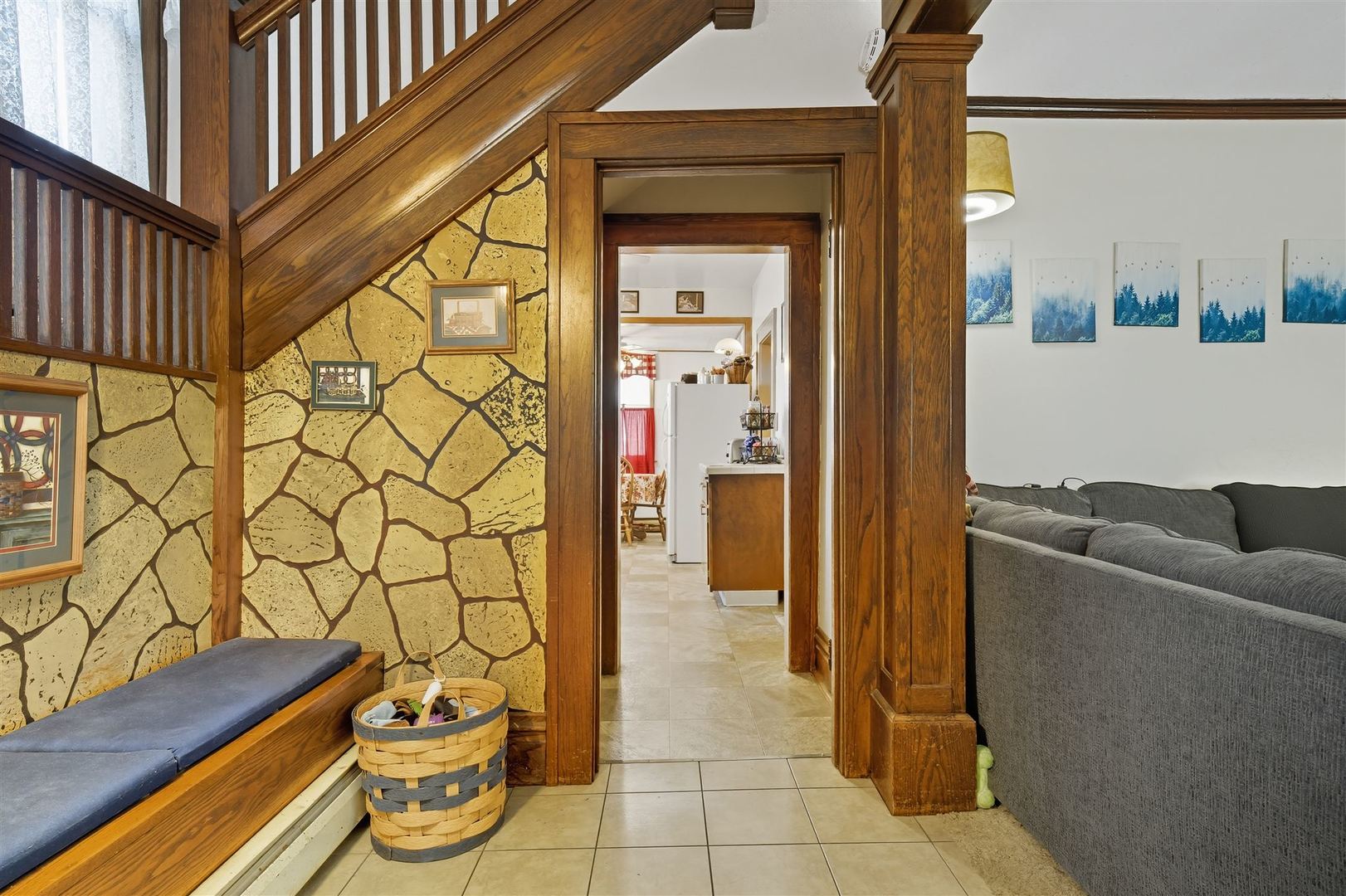 355 N Cherry Street, El Paso, IL 61738