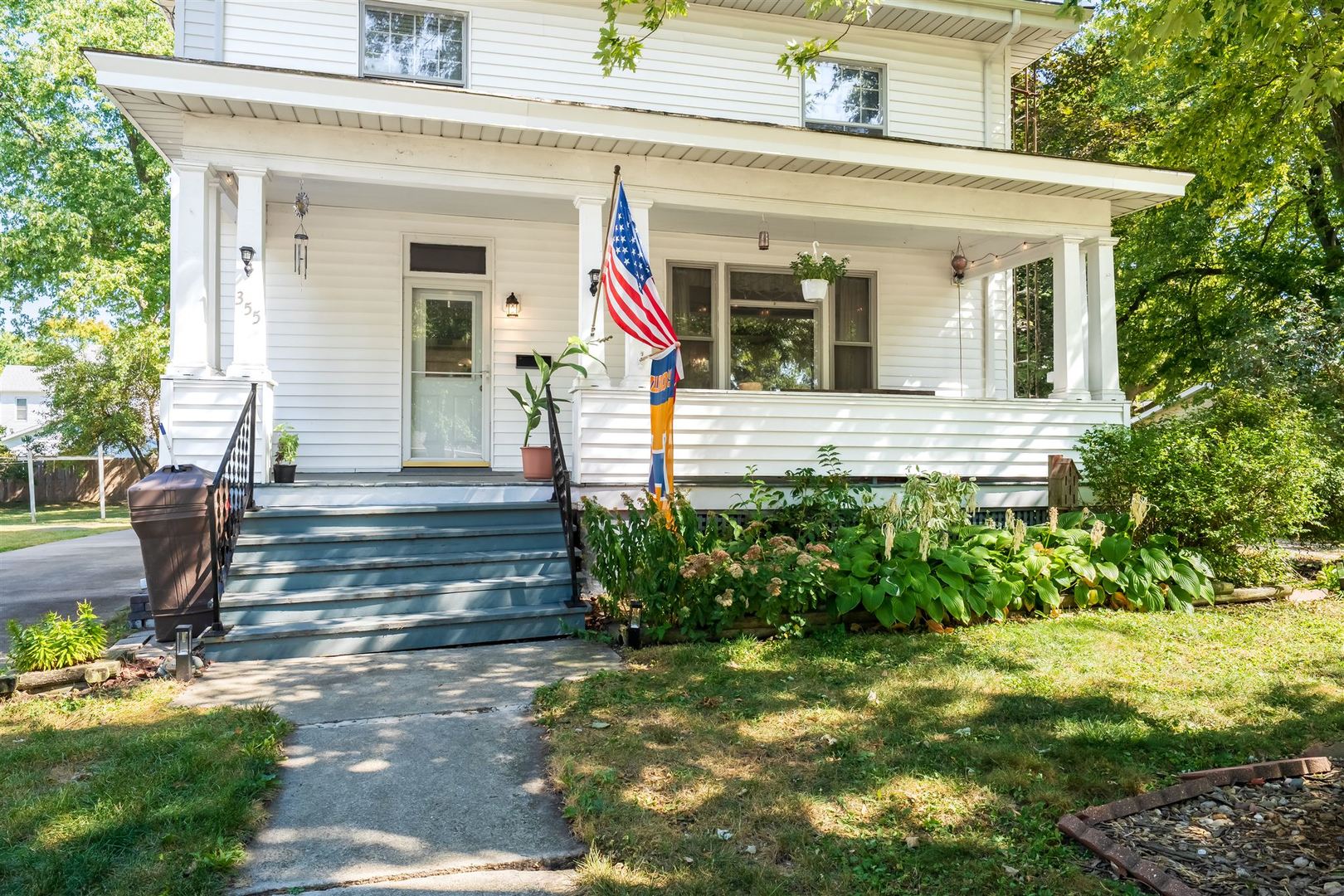 355 N Cherry Street, El Paso, IL 61738