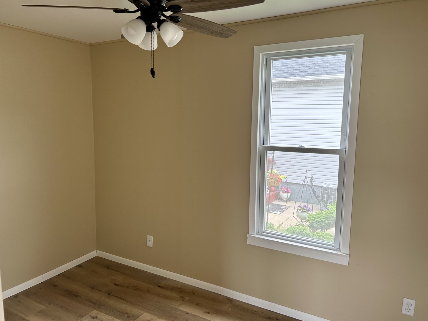 105 W 2nd Street, Spring Valley, IL 61362