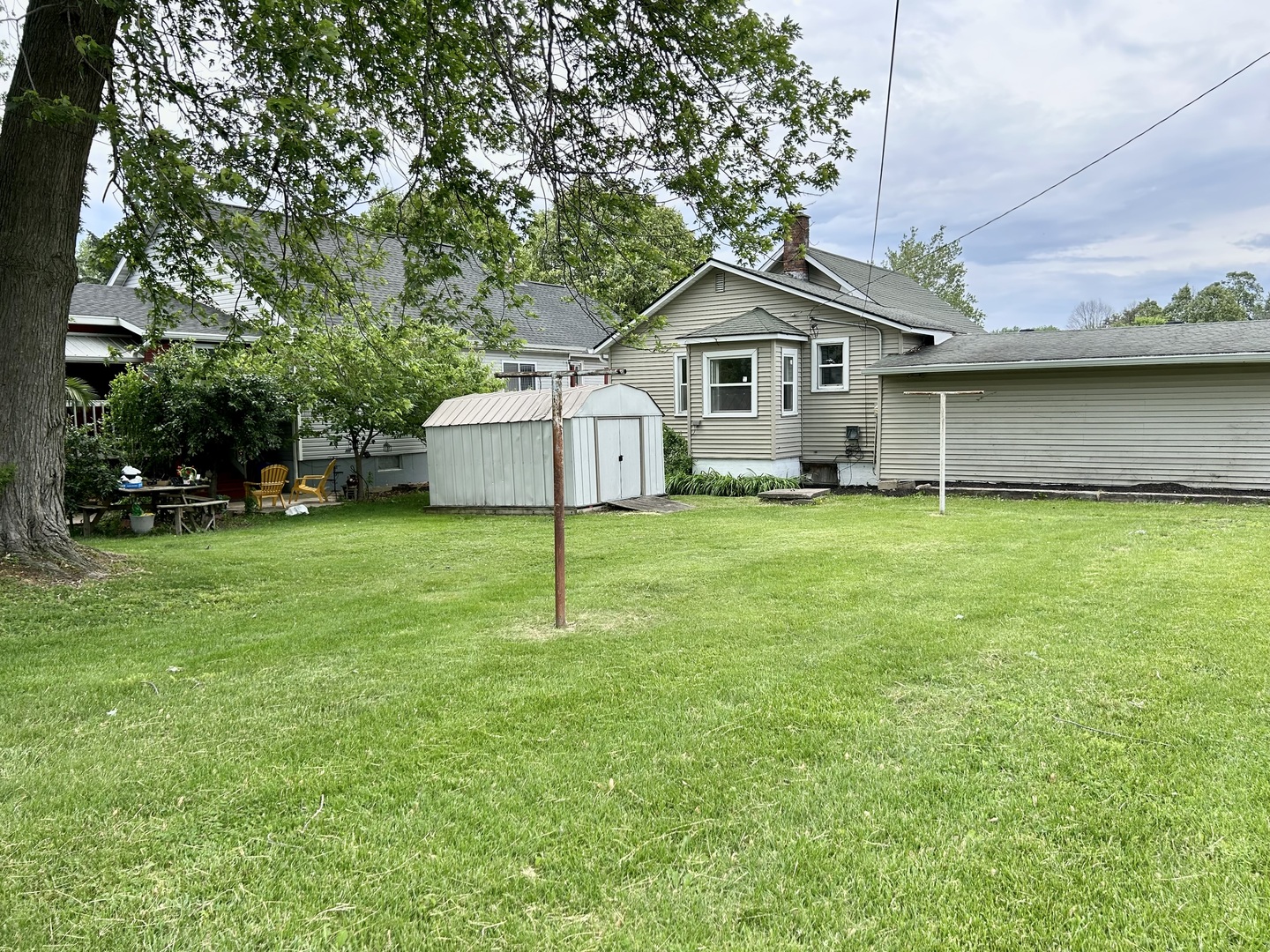 105 W 2nd Street, Spring Valley, IL 61362