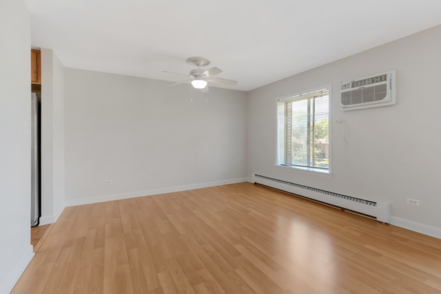 2423 N Kennicott Drive #3A, Arlington Heights, IL 60004