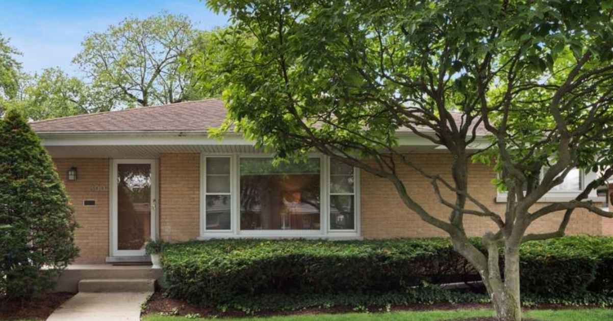 800 S Swain Avenue, Elmhurst, IL 60126