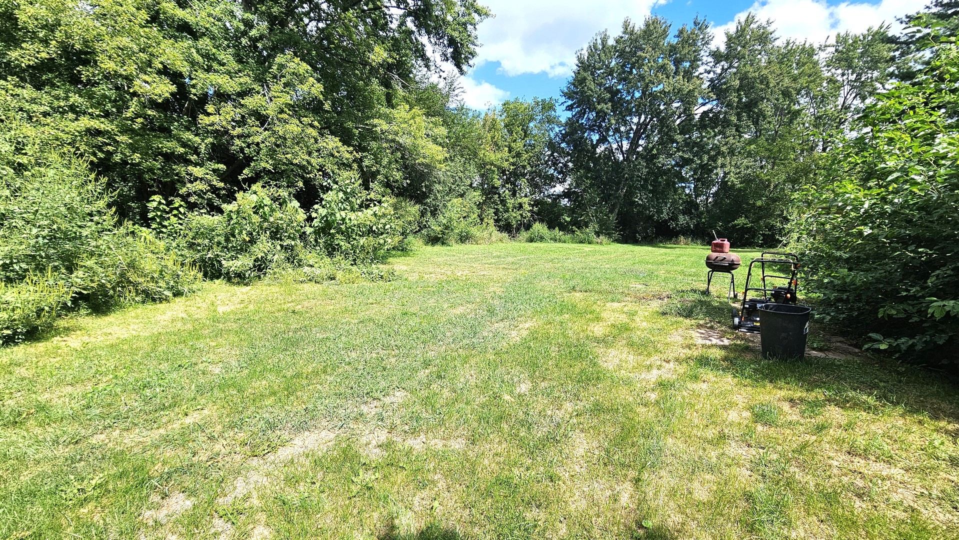 1703 Pinewood Lane, Joliet, IL 60433