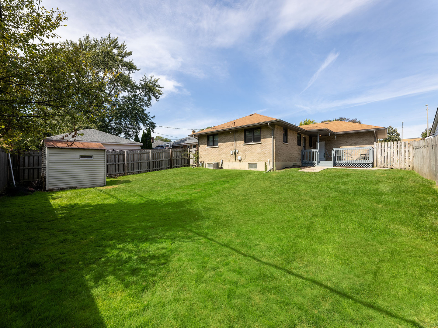 358 E Saint Charles Road, Elmhurst, IL 60126