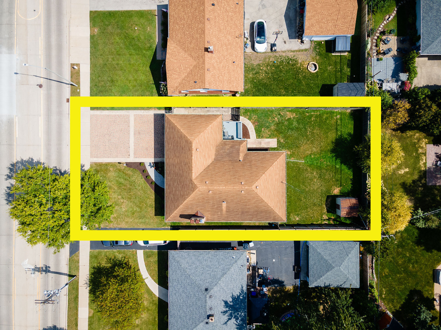358 E Saint Charles Road, Elmhurst, IL 60126