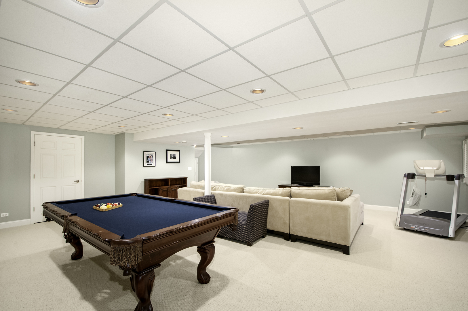 124 Fairway Drive, La Grange, IL 60525