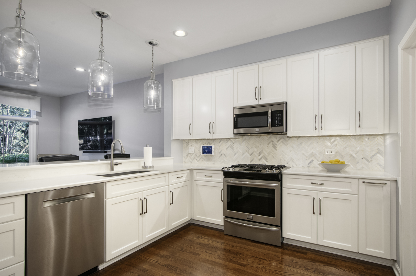 124 Fairway Drive, La Grange, IL 60525