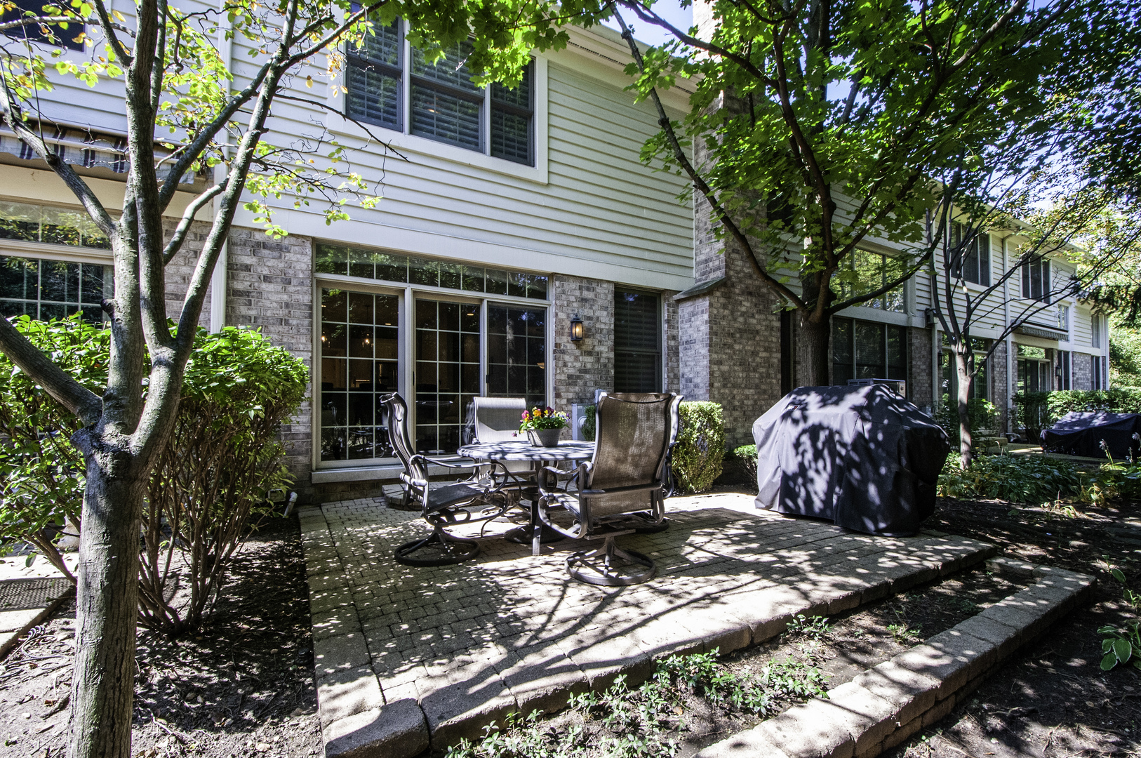 124 Fairway Drive, La Grange, IL 60525
