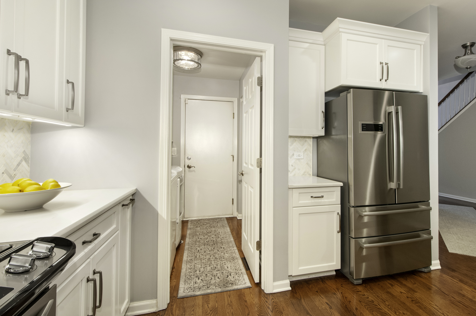 124 Fairway Drive, La Grange, IL 60525