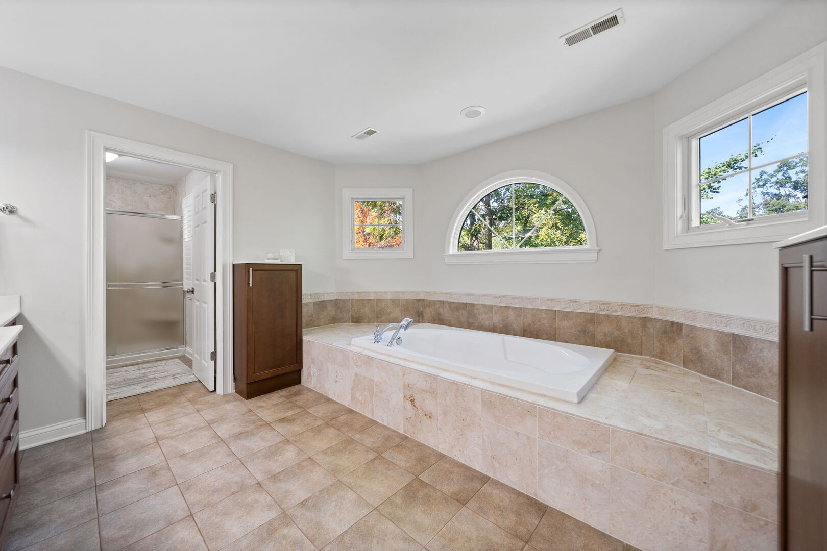 730 Council Hill Road, East Dundee, IL 60118
