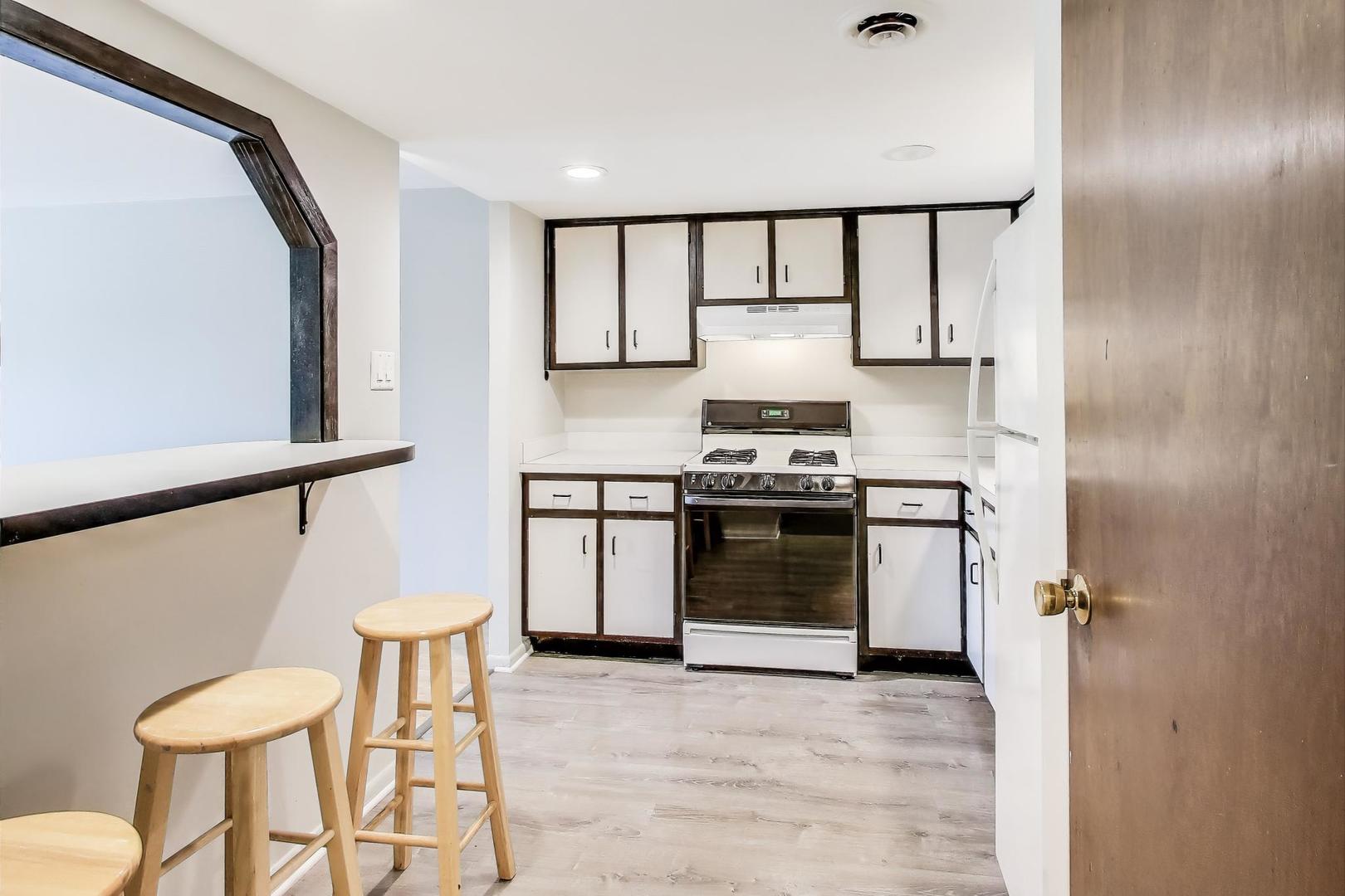 3838 W 111th Street #209, Chicago, IL 60655
