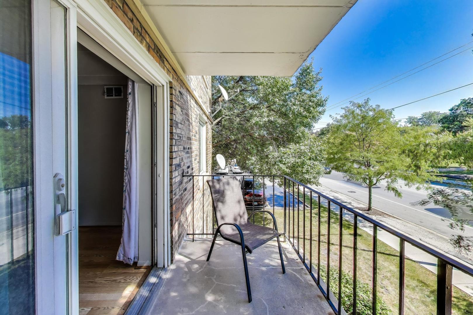 3838 W 111th Street #209, Chicago, IL 60655