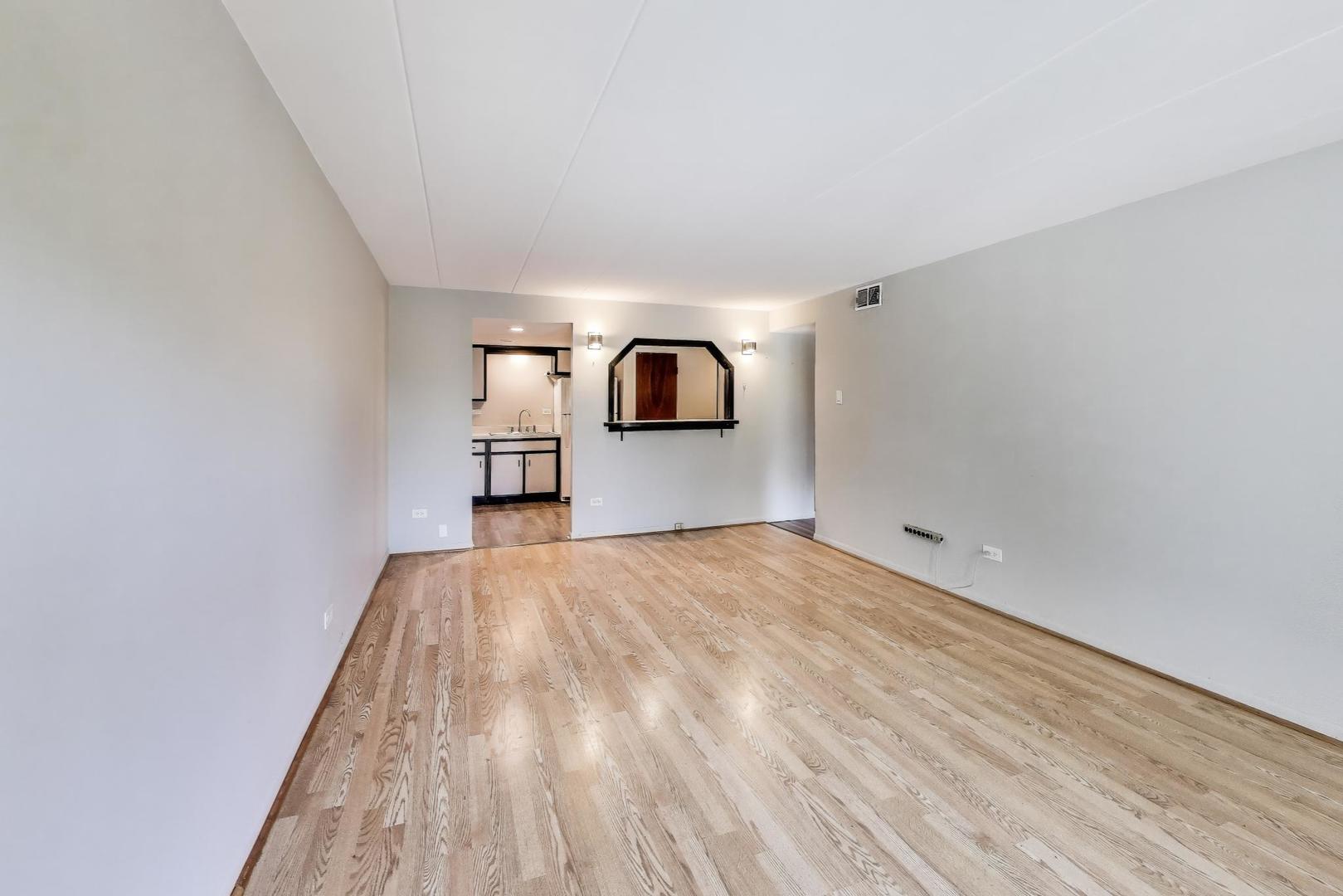 3838 W 111th Street #209, Chicago, IL 60655