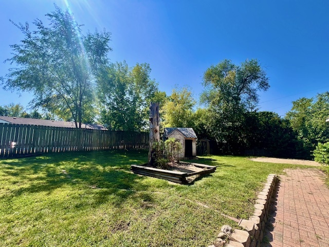 1323 Monroe Street, Lake In The Hills, IL 60156