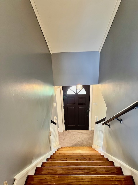 1323 Monroe Street, Lake In The Hills, IL 60156