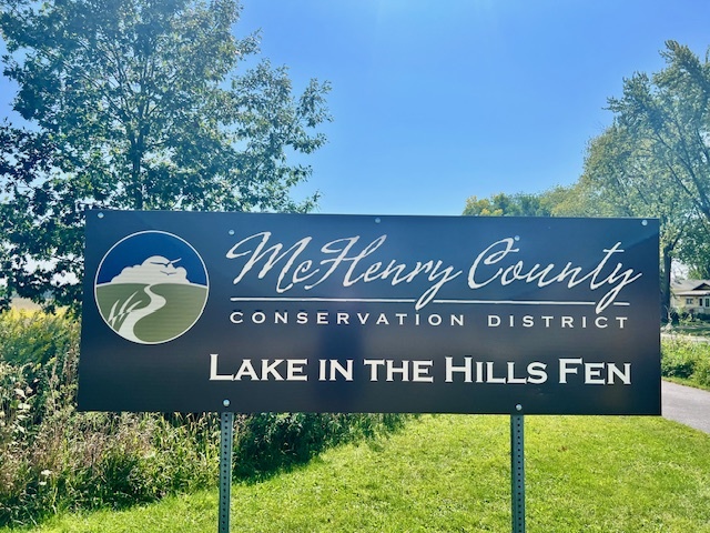 1323 Monroe Street, Lake In The Hills, IL 60156