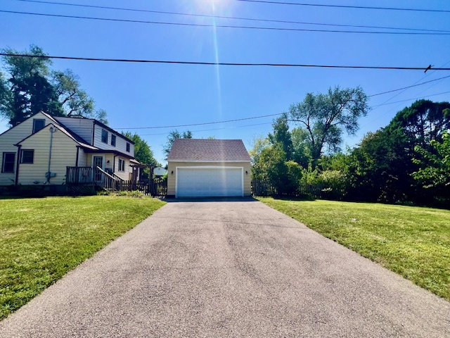 1323 Monroe Street, Lake In The Hills, IL 60156