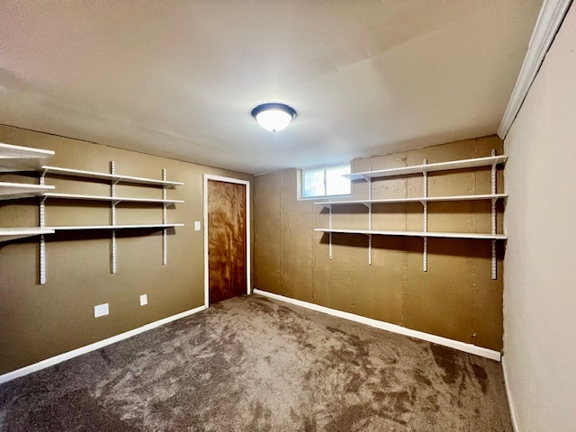 1323 Monroe Street, Lake In The Hills, IL 60156