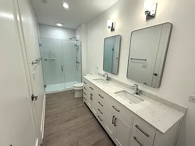 247 N West Street #201, Naperville, IL 60563
