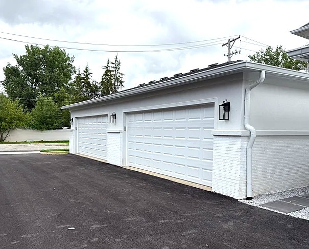 247 N West Street #201, Naperville, IL 60563