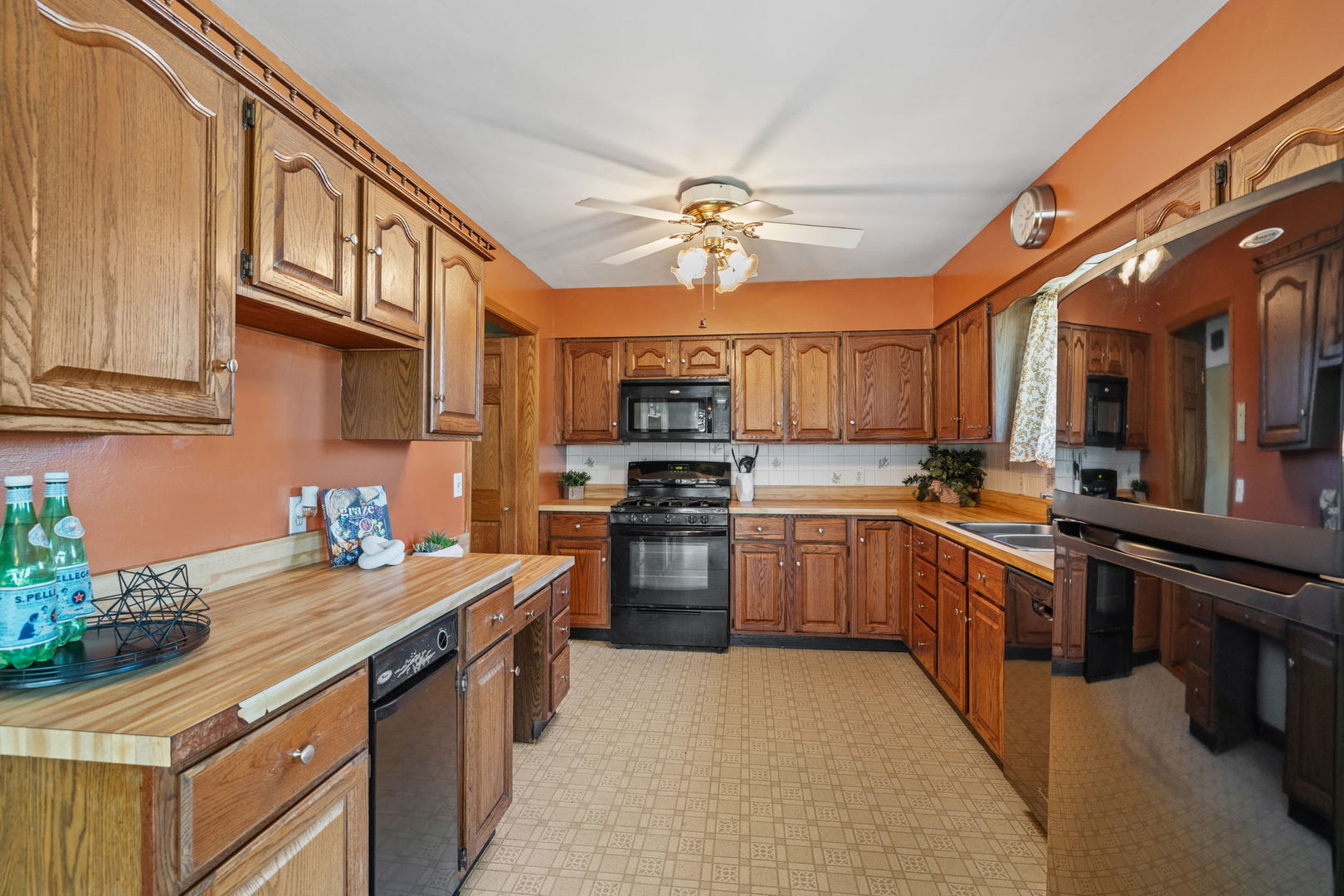 403 W Somonauk Street, Yorkville, IL 60560