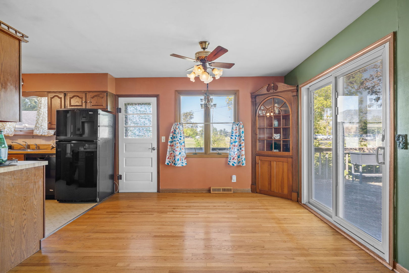 403 W Somonauk Street, Yorkville, IL 60560