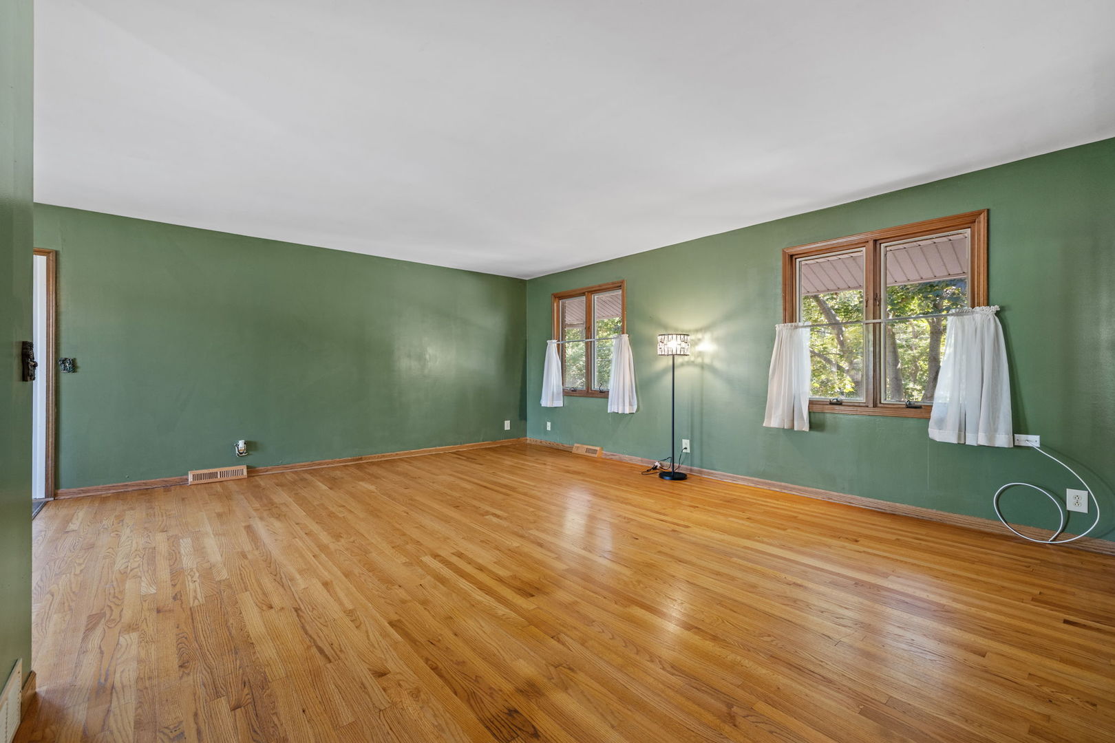 403 W Somonauk Street, Yorkville, IL 60560