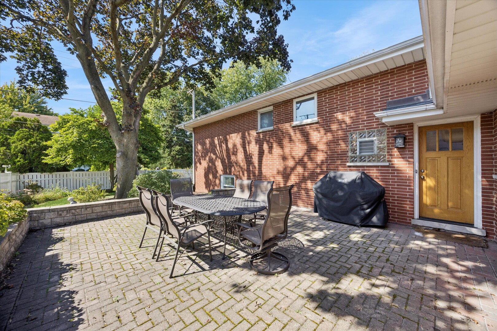 1140 S Stone Avenue, La Grange, IL 60525