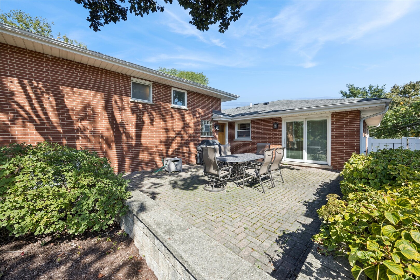 1140 S Stone Avenue, La Grange, IL 60525