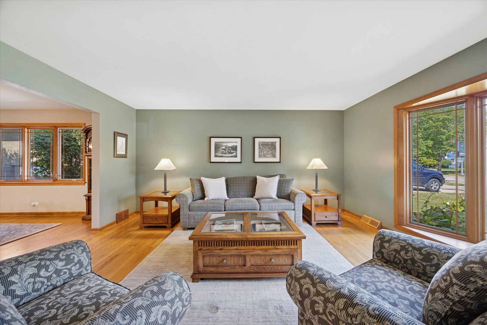 1140 S Stone Avenue, La Grange, IL 60525