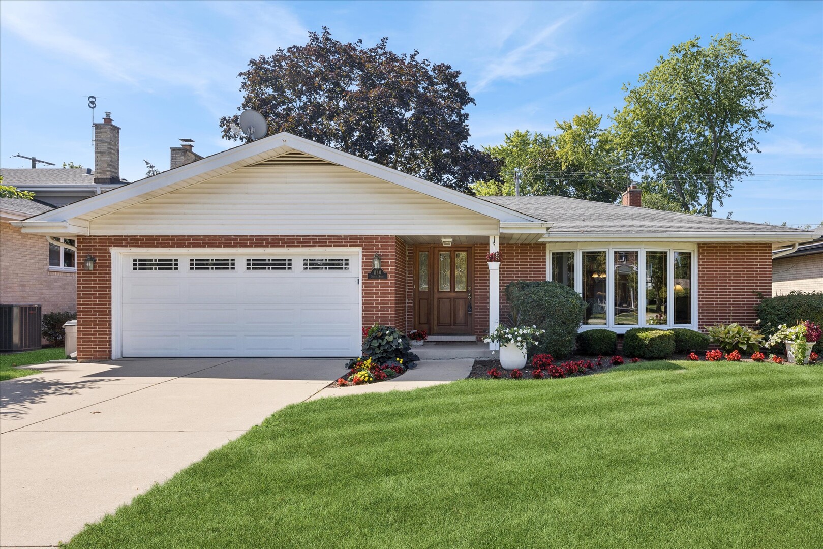 1140 S Stone Avenue, La Grange, IL 60525