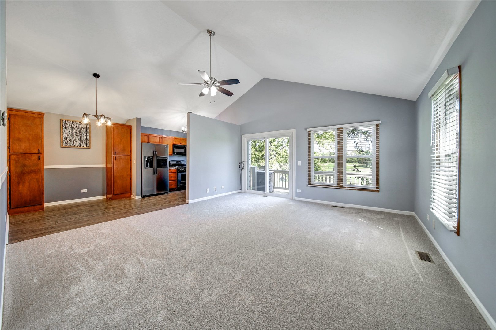 307 University Lane #A, Elk Grove Village, IL 60007