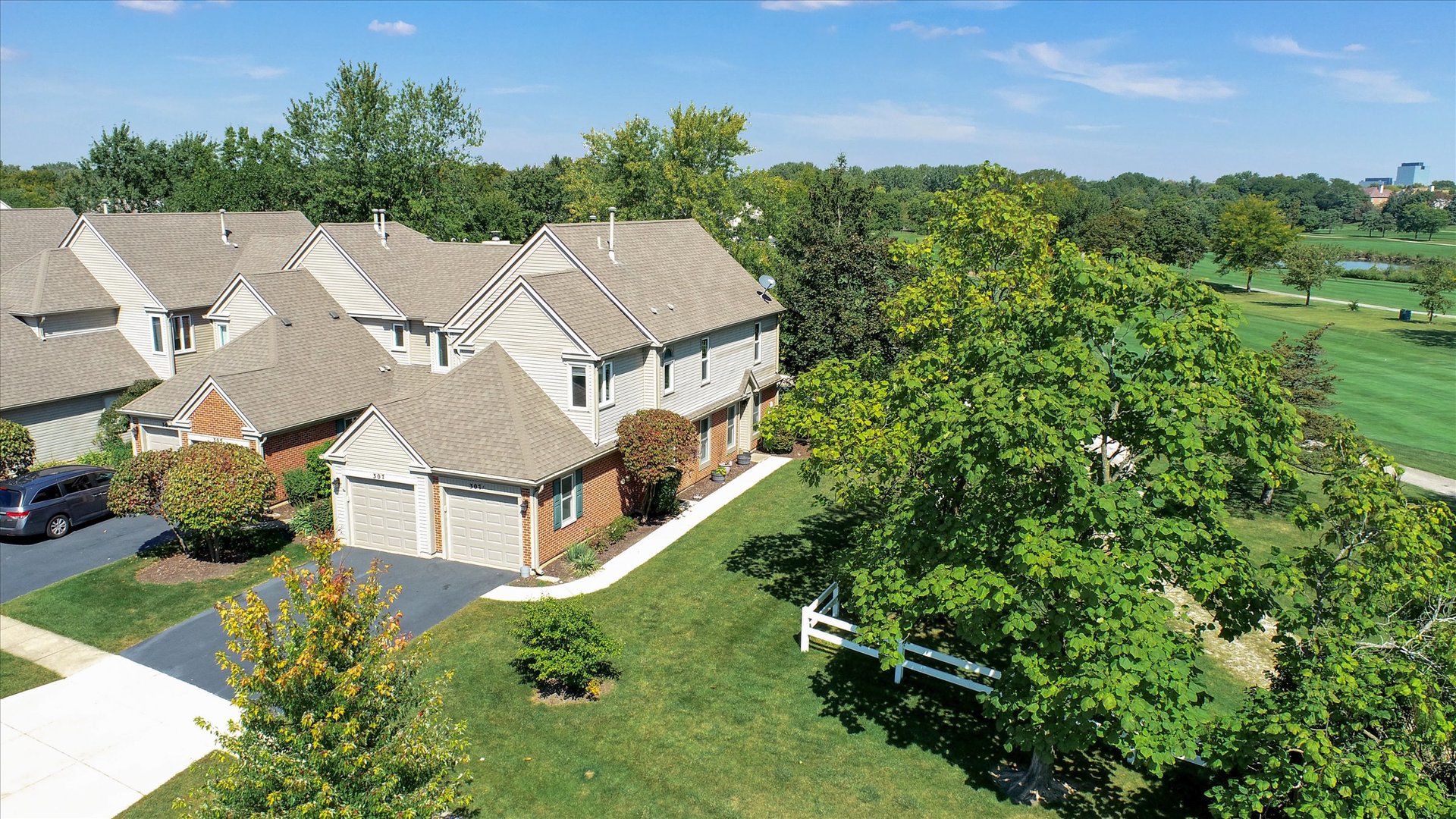 307 University Lane #A, Elk Grove Village, IL 60007
