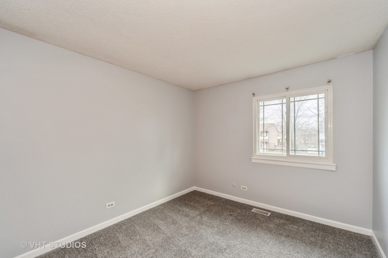 1794 Howe Lane, Hanover Park, IL 60133