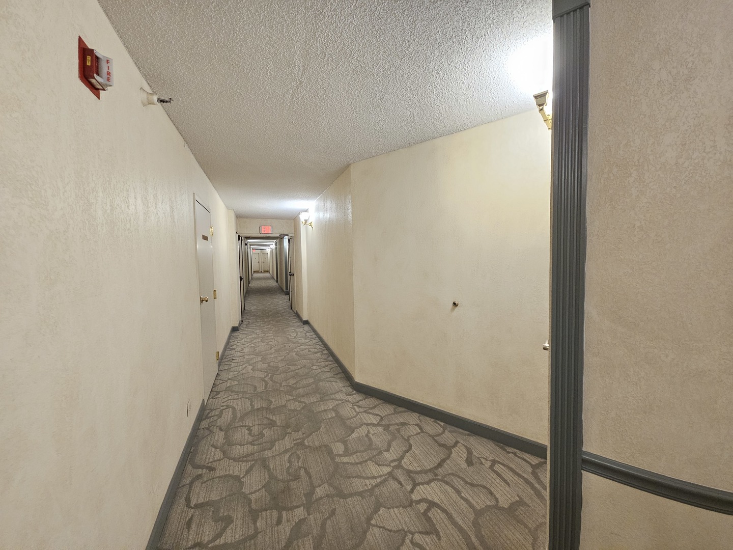 511 Aurora Avenue #414, Naperville, IL 60540