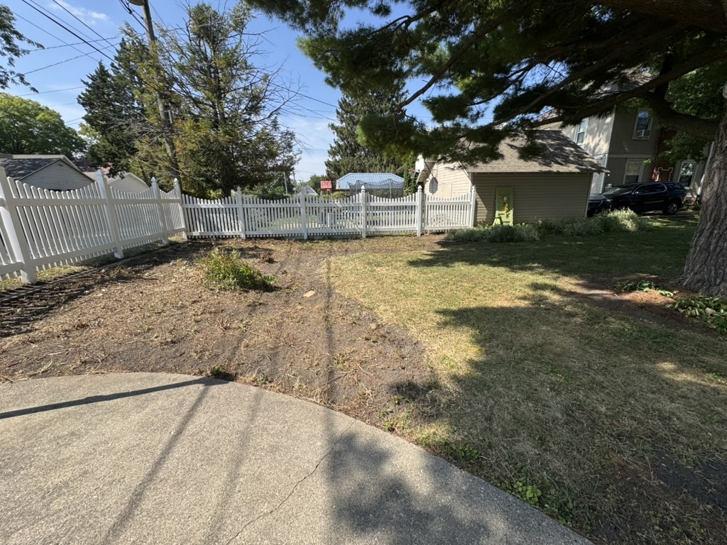 401 W 10th Street, Sterling, IL 61081